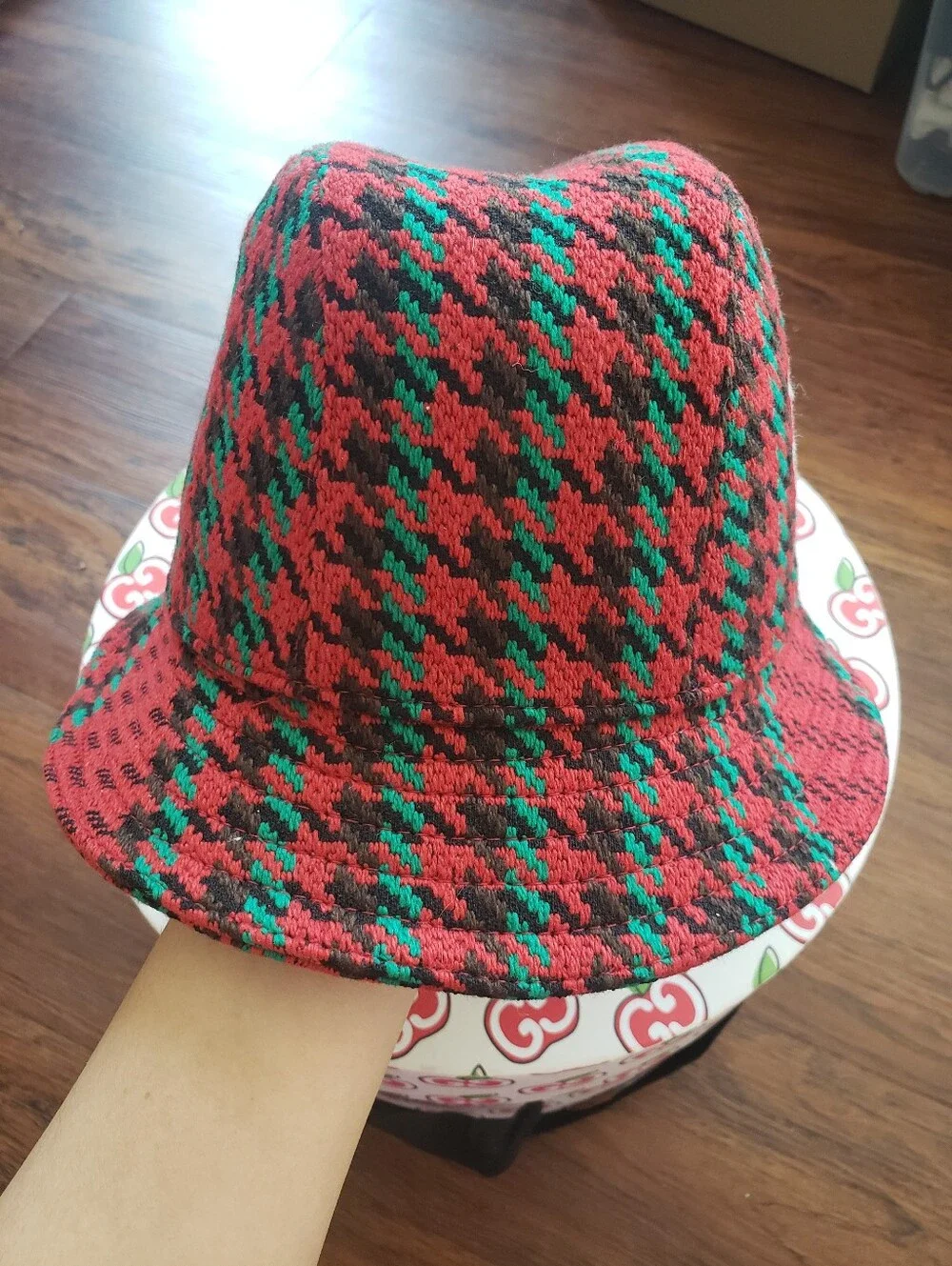 Gucci wool red